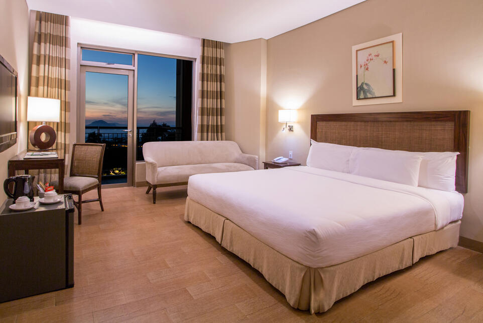 Summit Ridge, Tagaytay